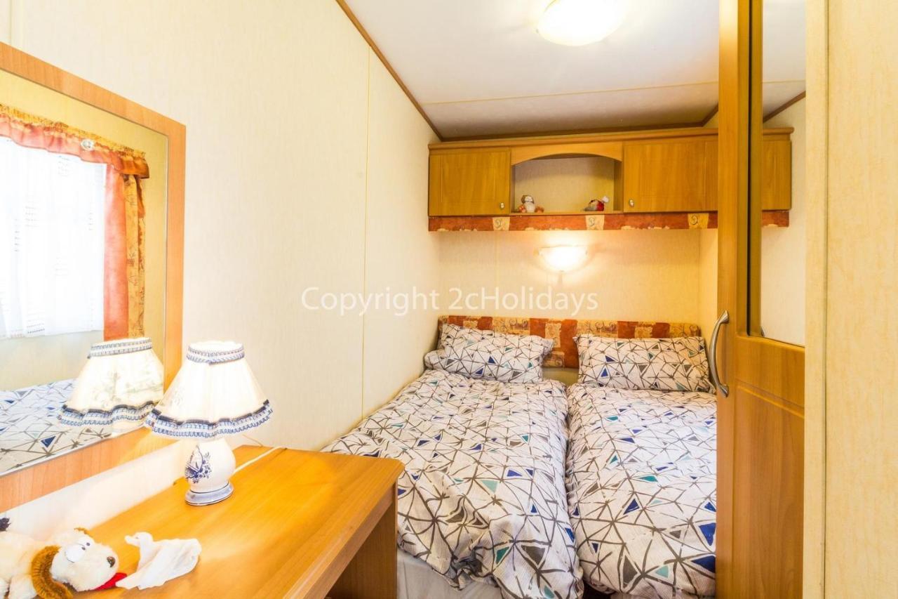 8 Berth Caravan For Hire At Heacham Holiday Park In Norfolk Ref 21024F Hotell Eksteriør bilde